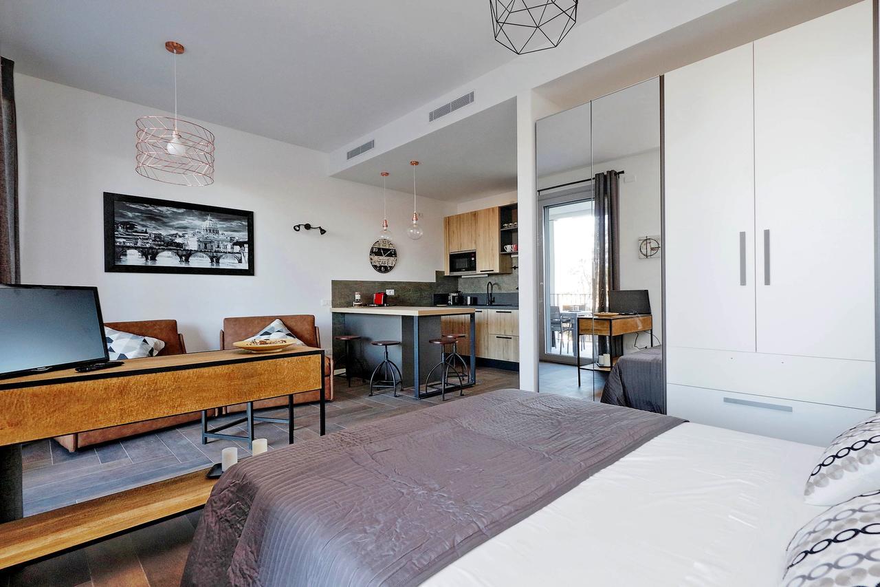 Apartment Ych-delizioso Monolocale Con Terrazzo Rom